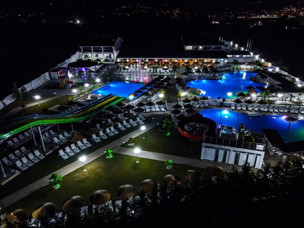 Hotel Aqua Kŭrdzhali Exterior foto